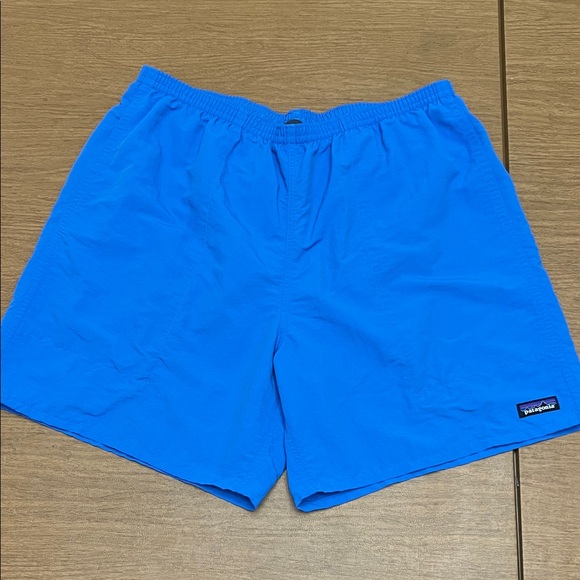 Patagonia Other - Patagonia shorts blue size XL with liner